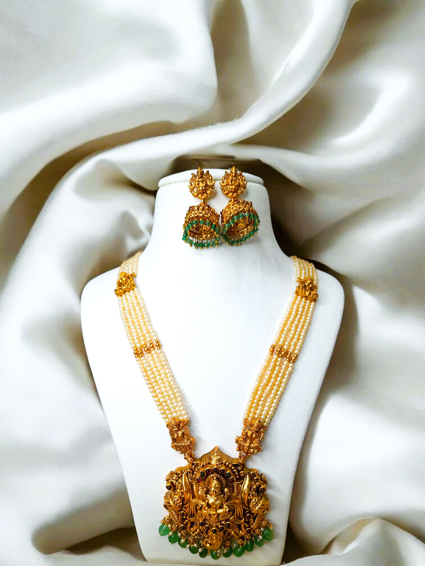 Pearl Long Haara with Jumkha Set