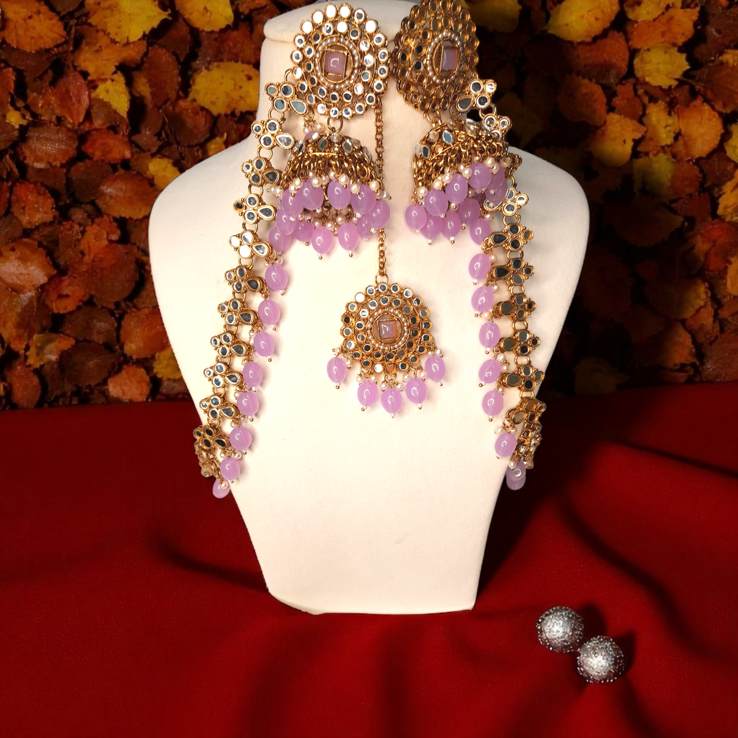 Heavy Kundan Jumka with Mangtikka Set