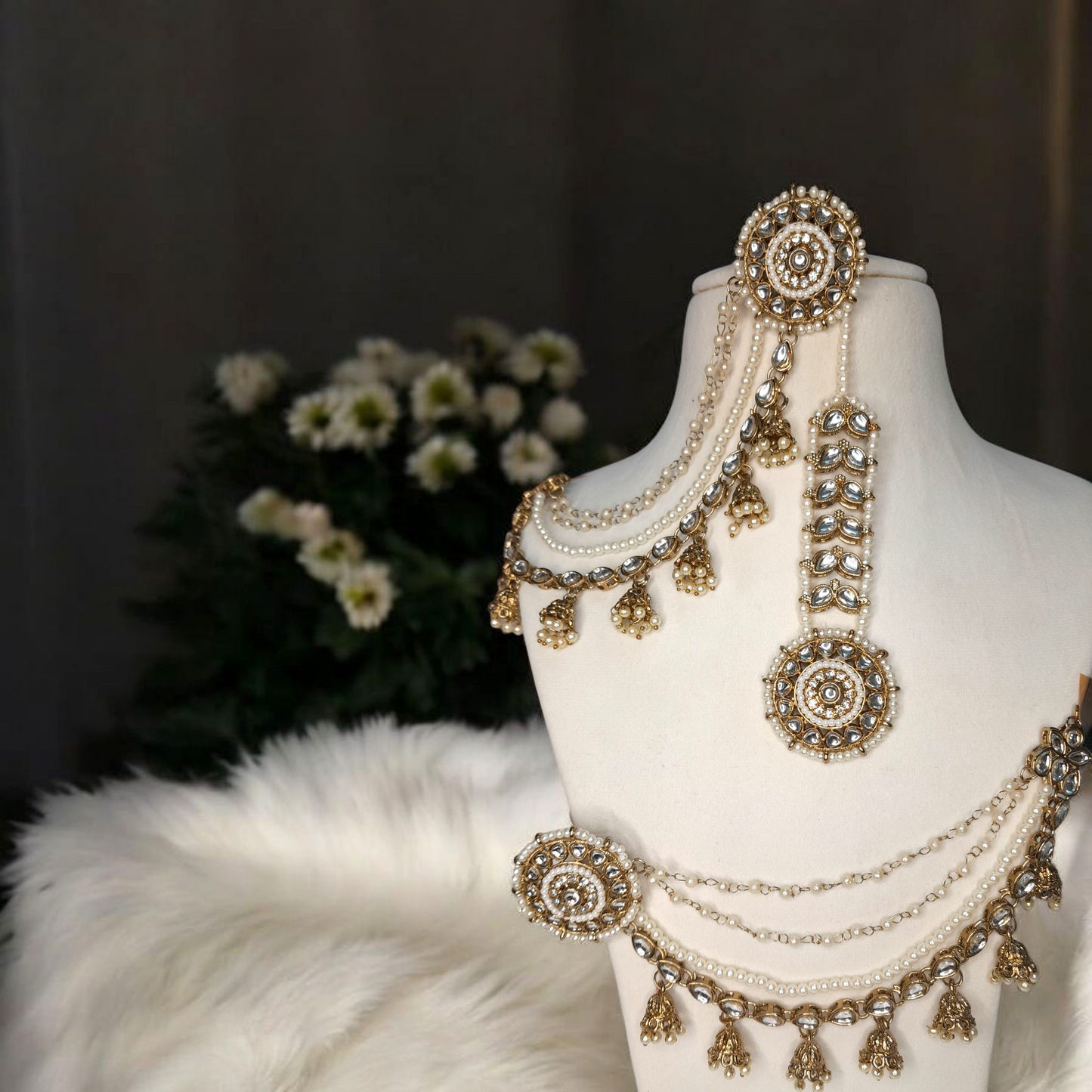 Heavy Pearl Kundan Earrings Mangtikka Set